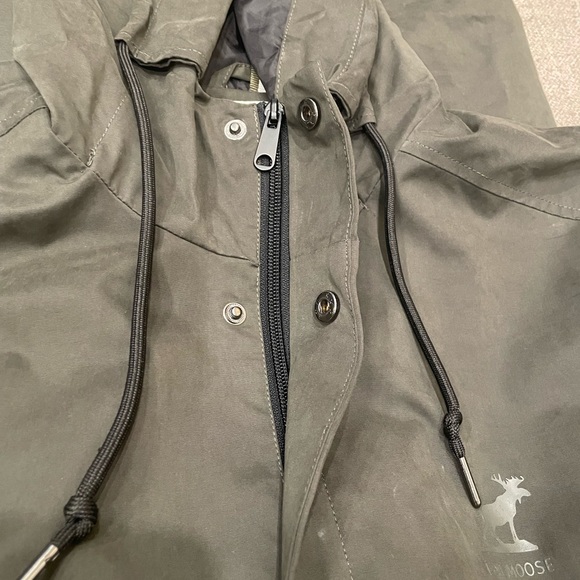 Fat Moose Light Jacket In Army Green. Waterproof / Windproof - Picture 2 of 9